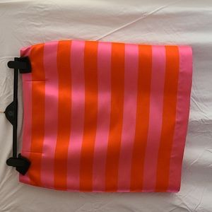 Hot pink/tangerine skirt!